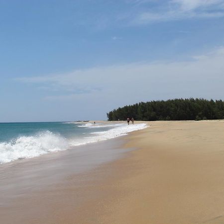 Lord Of The Forest Hotell Batticaloa Eksteriør bilde