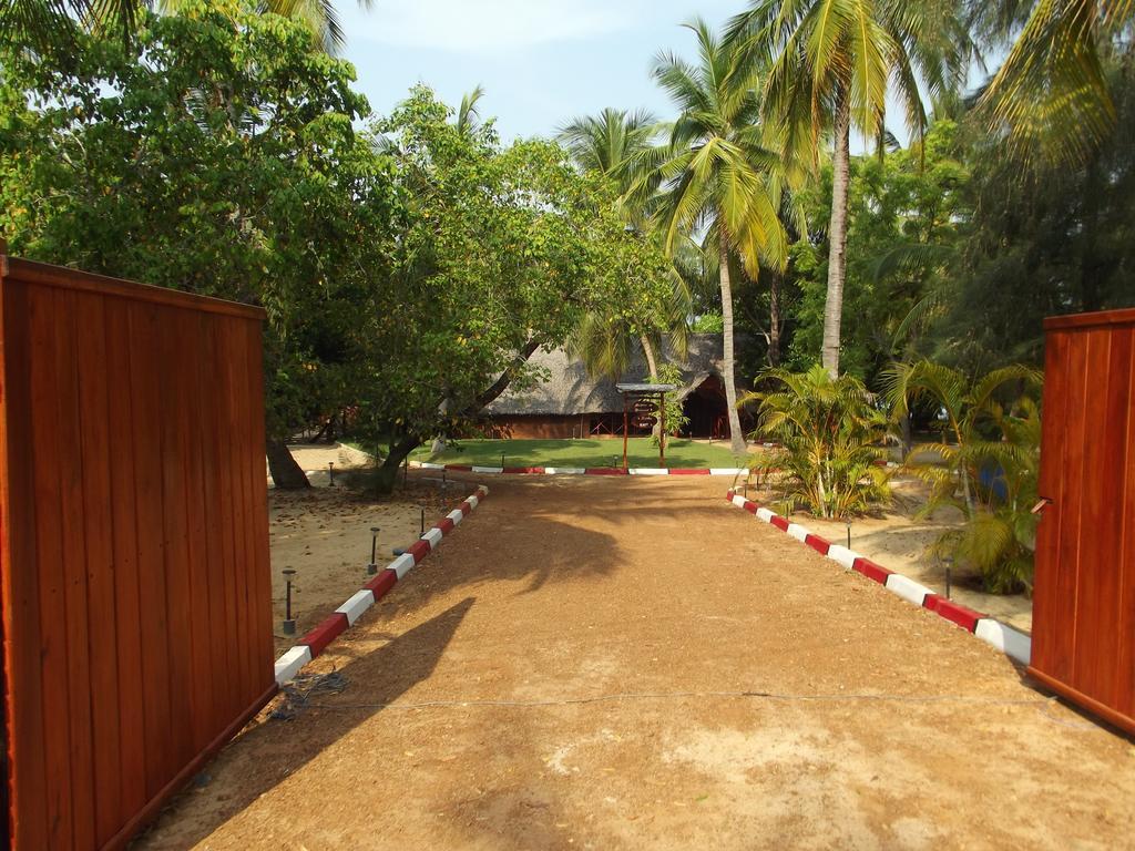 Lord Of The Forest Hotell Batticaloa Rom bilde